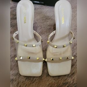Fashion Nova Cream Studded Women's Heels